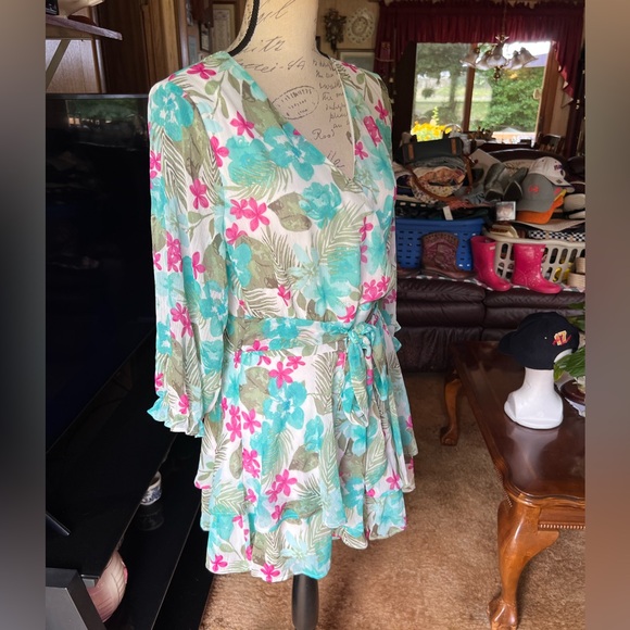 NWT Cato floral romper jumpsuit super cute 🥰 - Picture 7 of 15